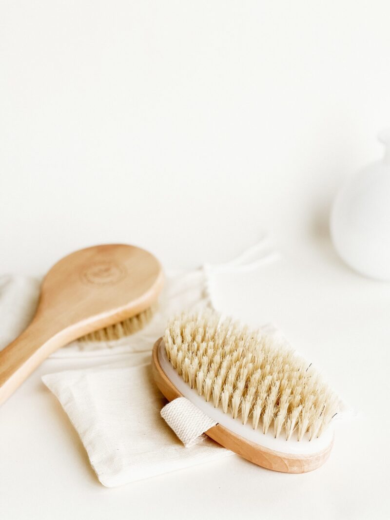 dry brushing for glowing skin